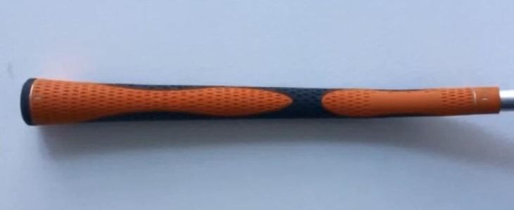 Genggaman Besi Getah Berwarna